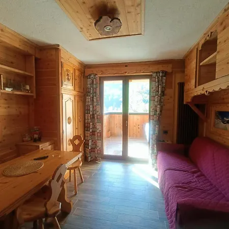 Limone Apartment